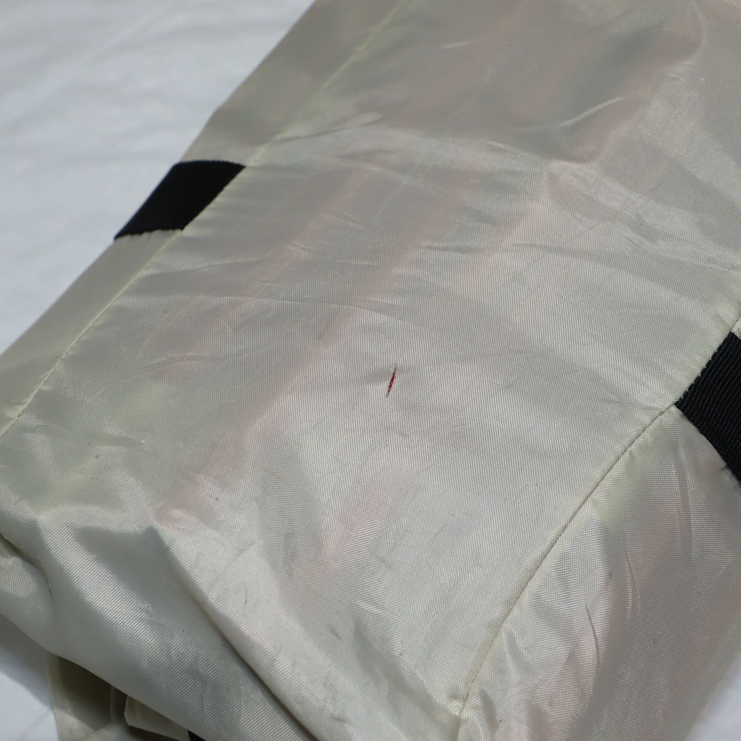 ランドロックアイボリー RED FRAME EDITION (FES-671)