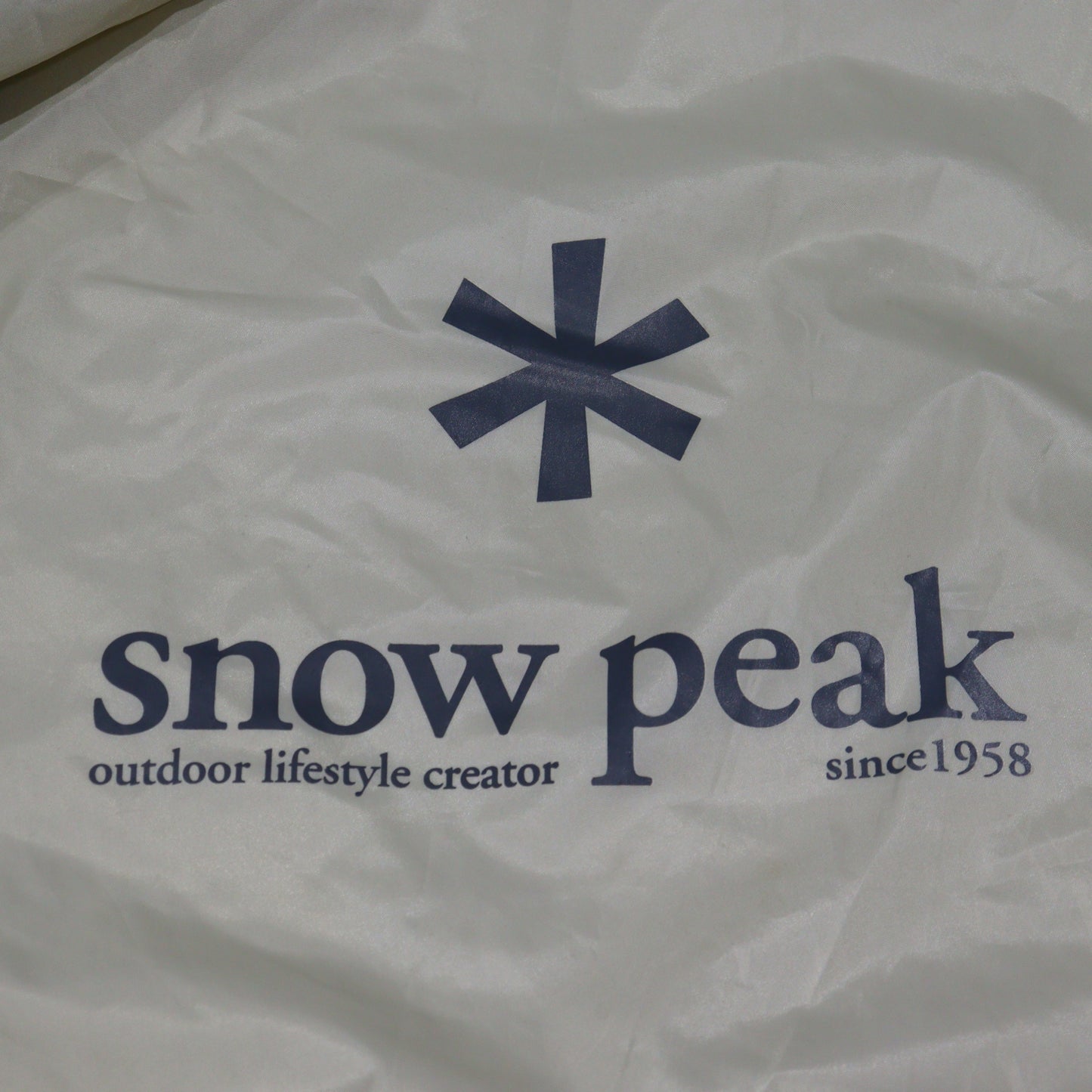 ランドロックアイボリー (TP-671IV)