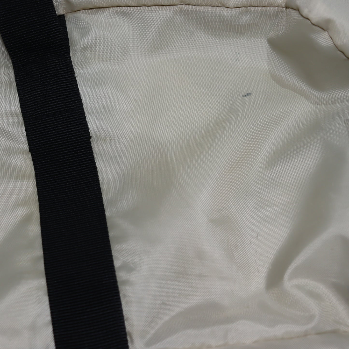 ランドロックアイボリー (TP-671IV)