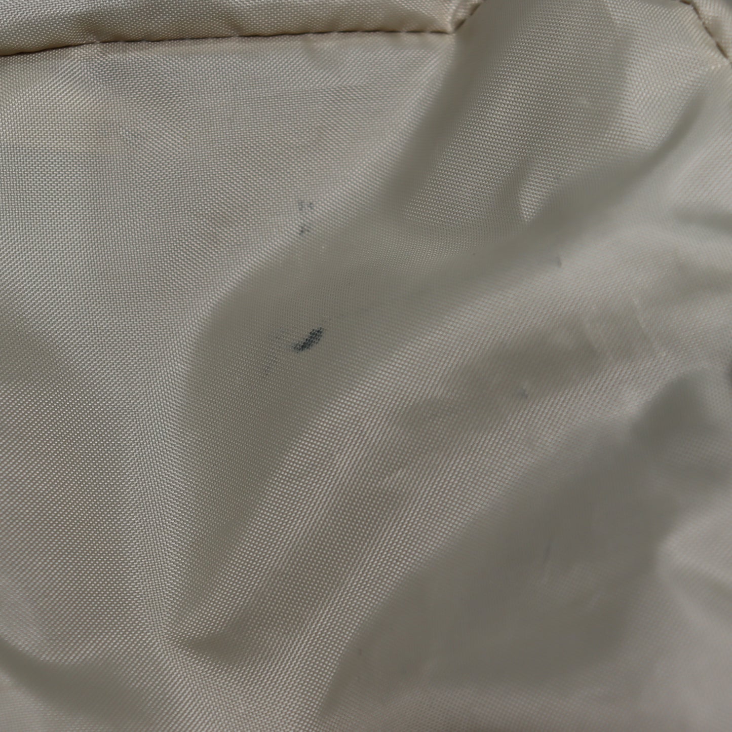 ランドロックアイボリー (TP-671IV)