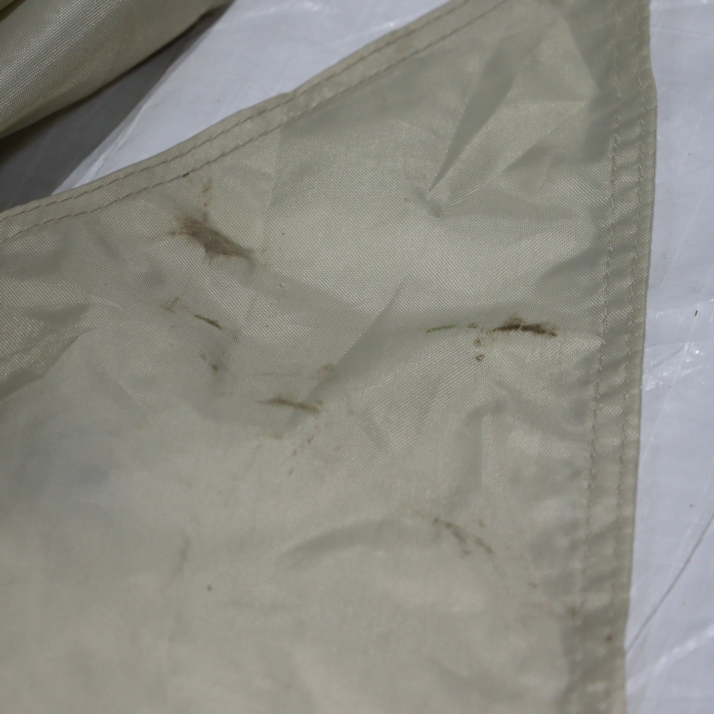 ランドロックアイボリー (TP-671IV)