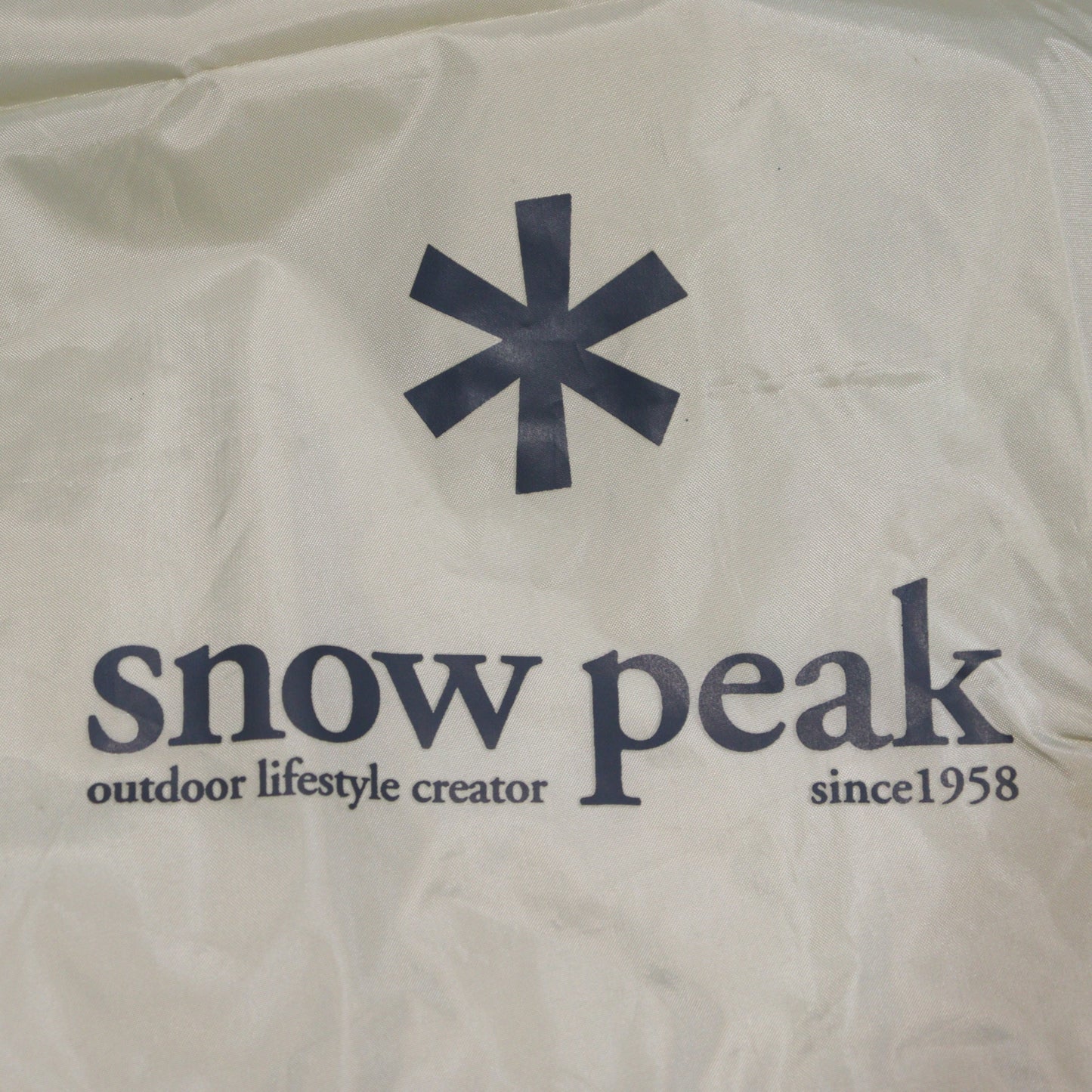 ランドロックアイボリー (TP-671IV)