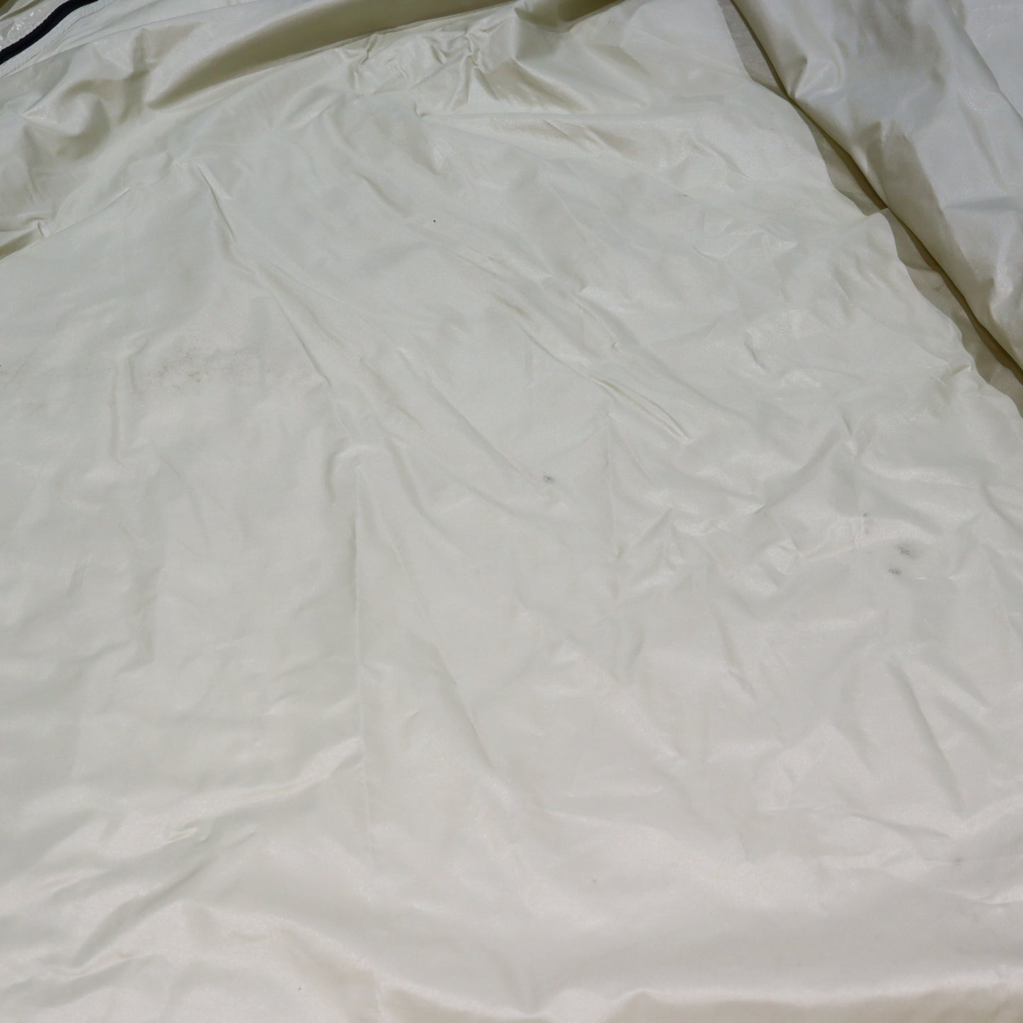 ランドロックアイボリー (TP-671IV)