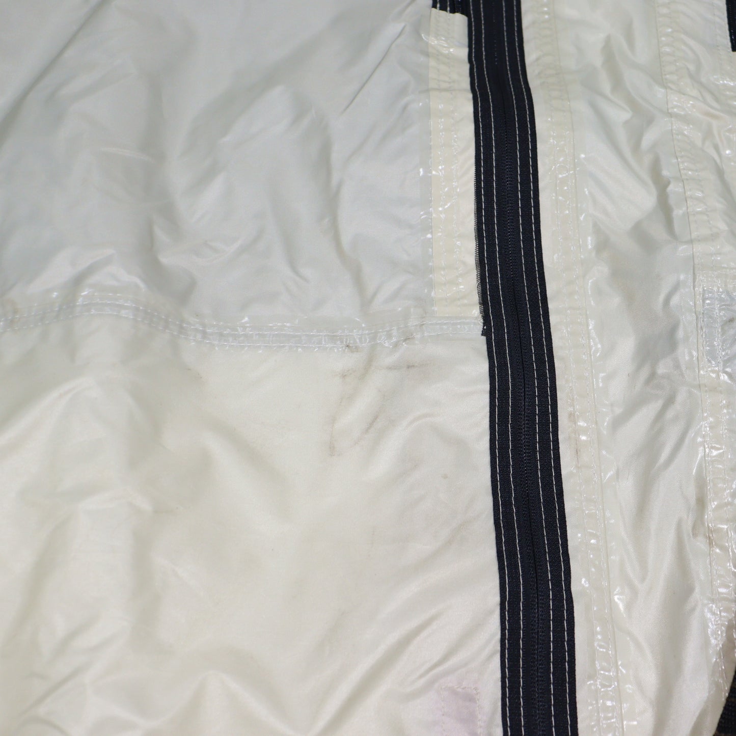 ランドロックアイボリー (TP-671IV)