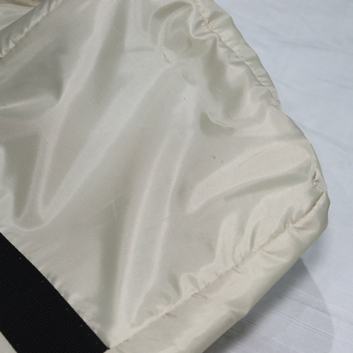 ランドロックアイボリー (TP-671IV)