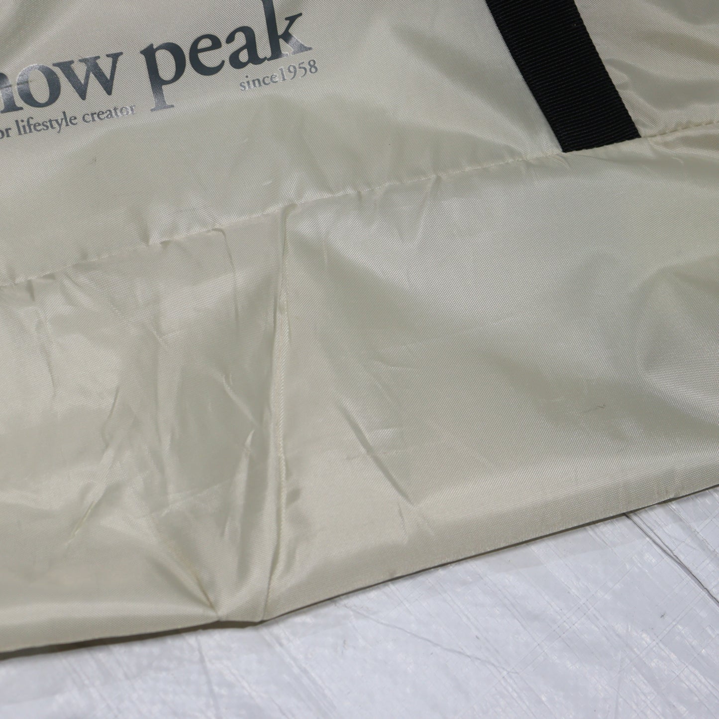 ランドロックアイボリー (TP-671IV)