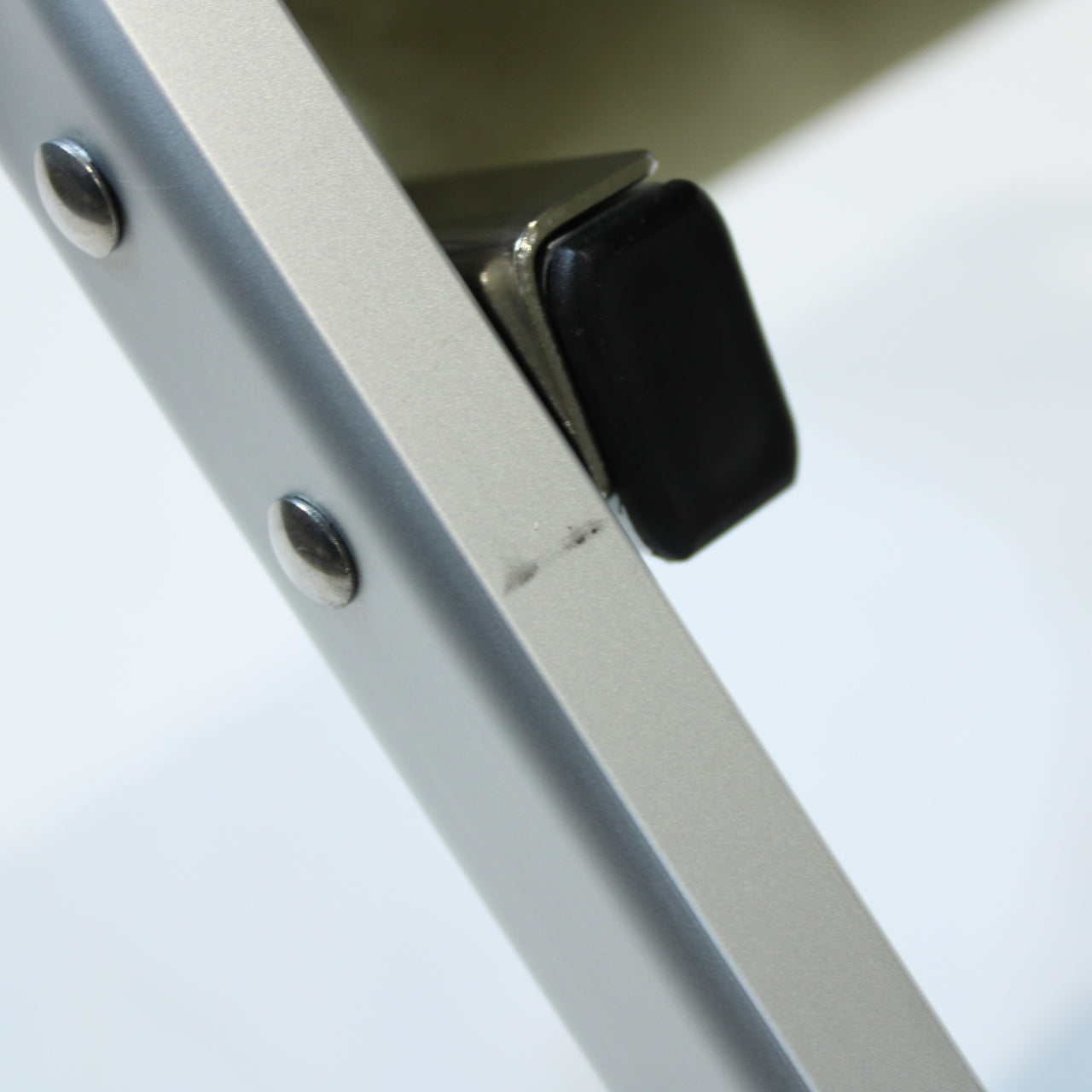 ローチェア オットマン カーキ (LV-103KH)