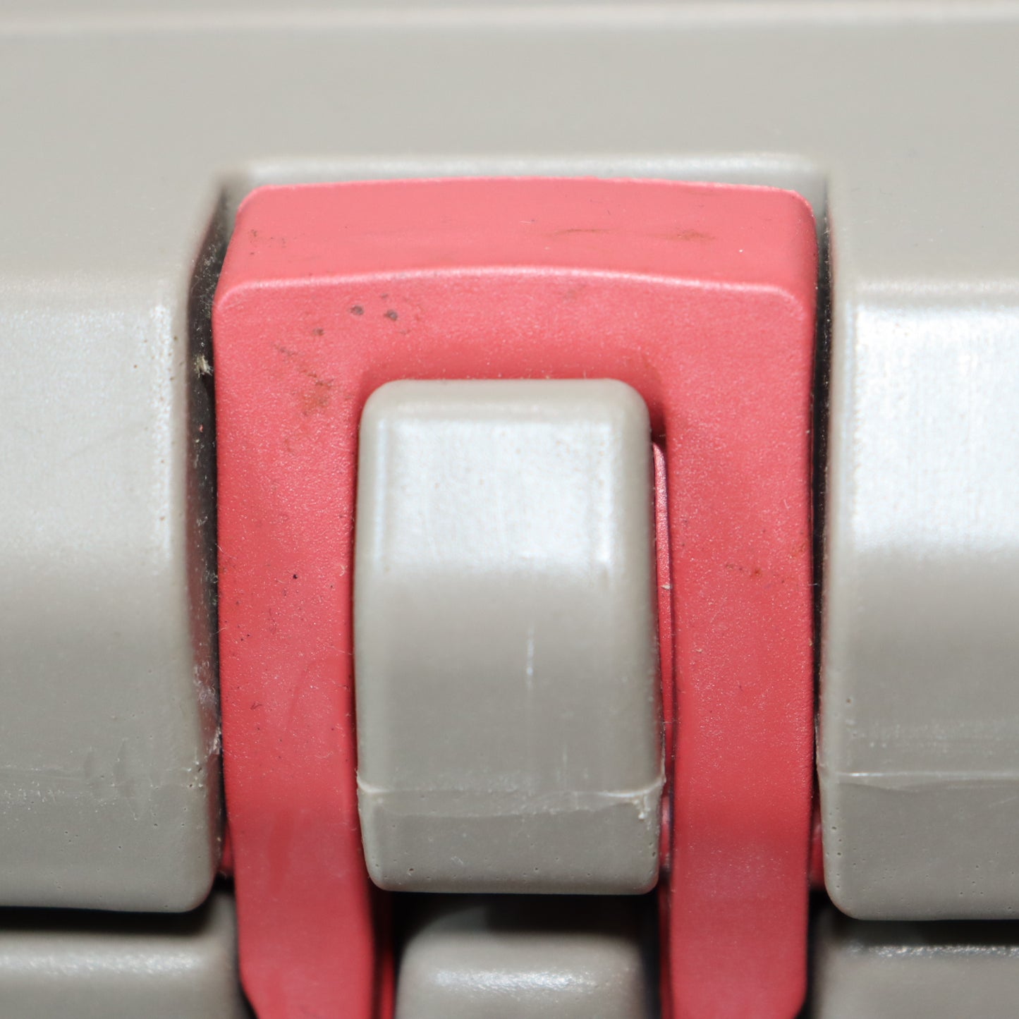 ハードロッククーラー 40QT [容量38L] (UG-302GY)