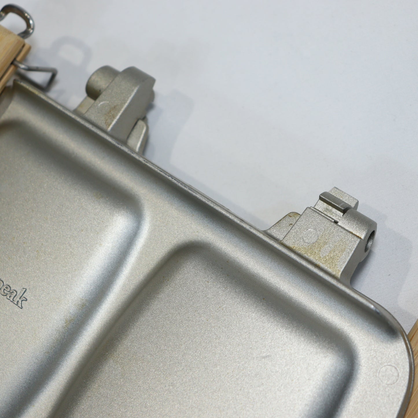 ホットサンドクッカー トラメジーノ (GR-009R)