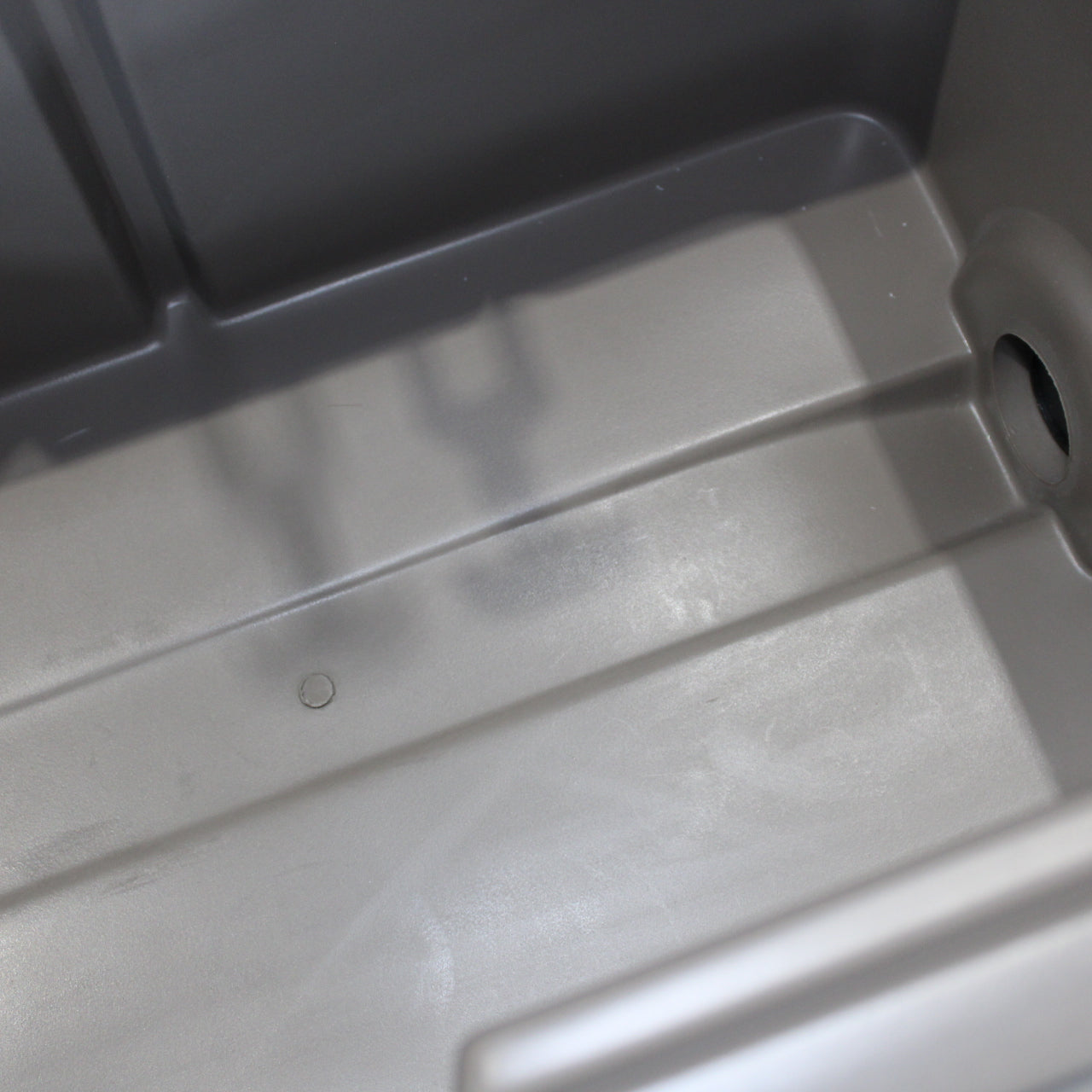 ハードロッククーラー 40QT [容量38L] (UG-302GY)
