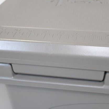 ハードロッククーラー 40QT [容量38L] (UG-302GY)