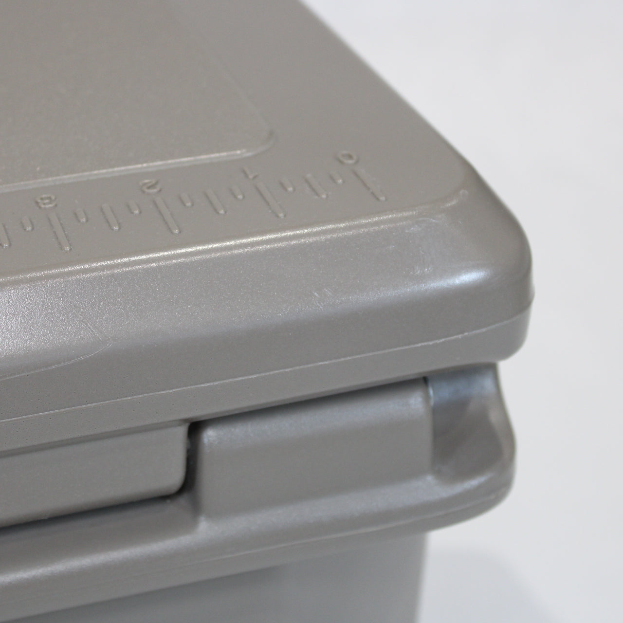 ハードロッククーラー 40QT [容量38L] (UG-302GY)