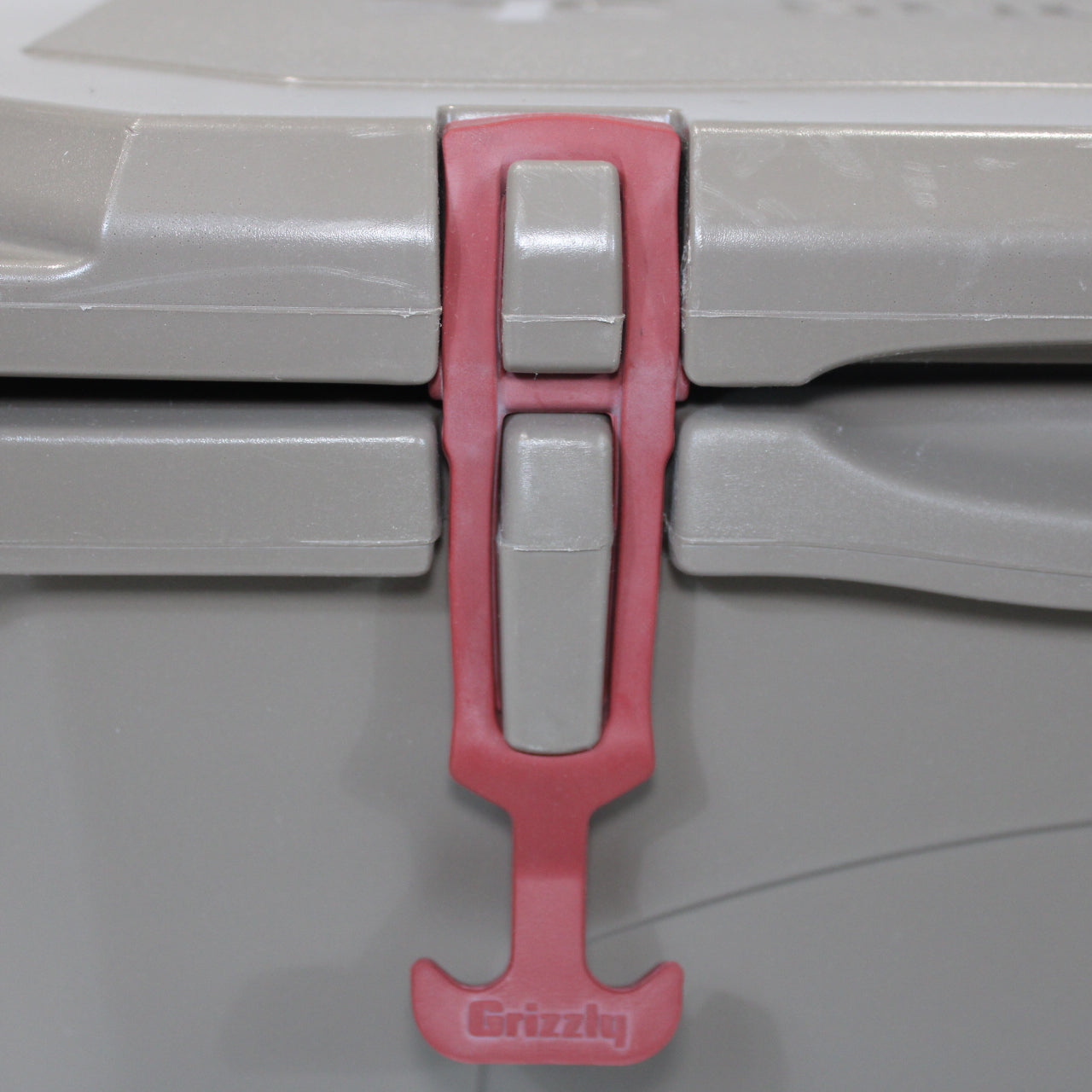 ハードロッククーラー 40QT [容量38L] (UG-302GY)