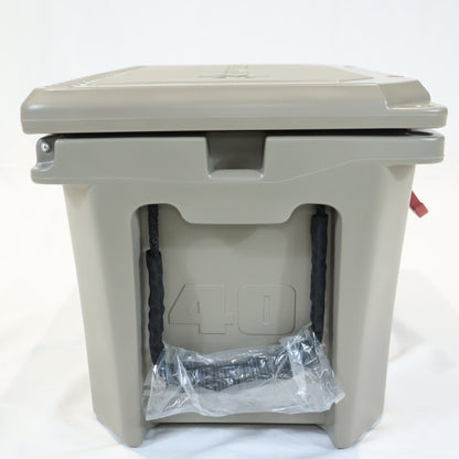 ハードロッククーラー 40QT [容量38L] (UG-302GY)